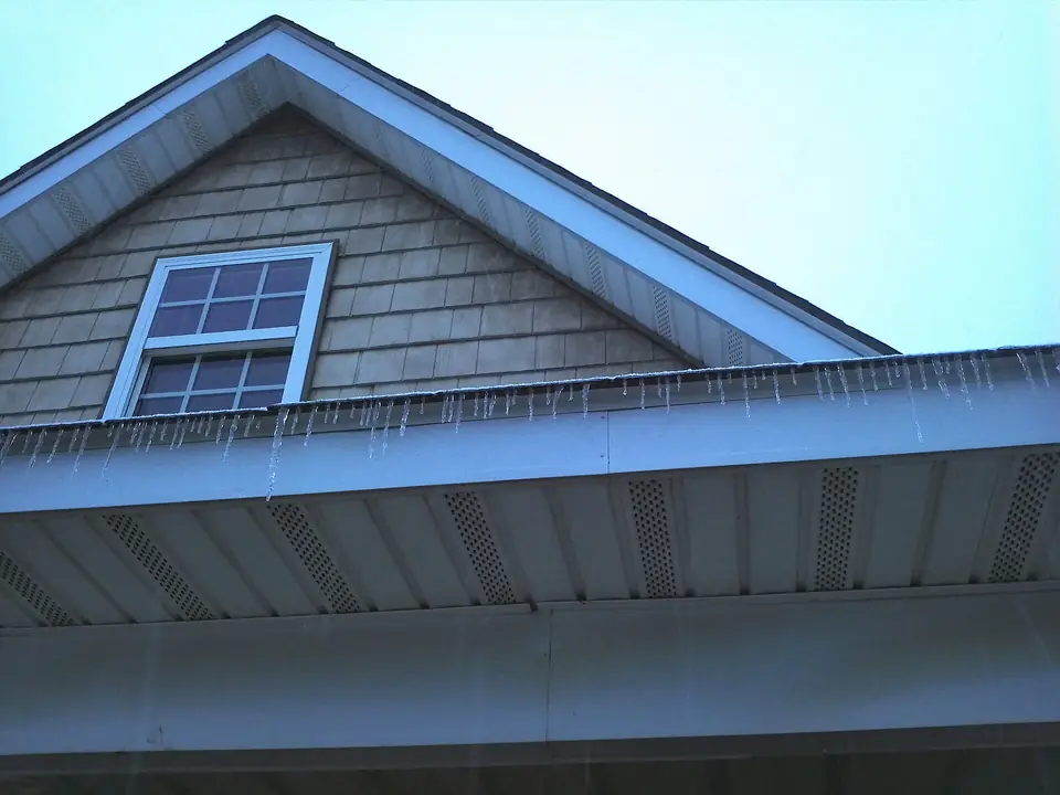 Icicles hanging from the roof edge of a house in Alabama